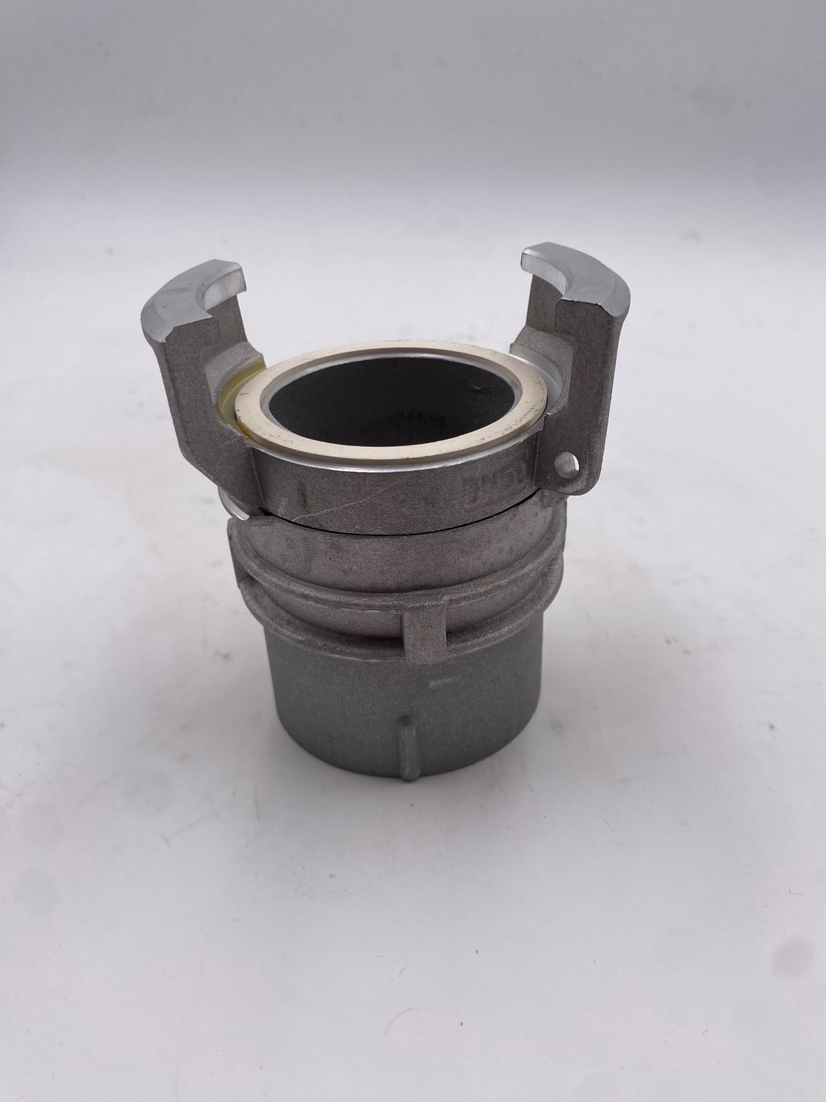 Guill DN 65 filet femelle 2"1/2 + verrou