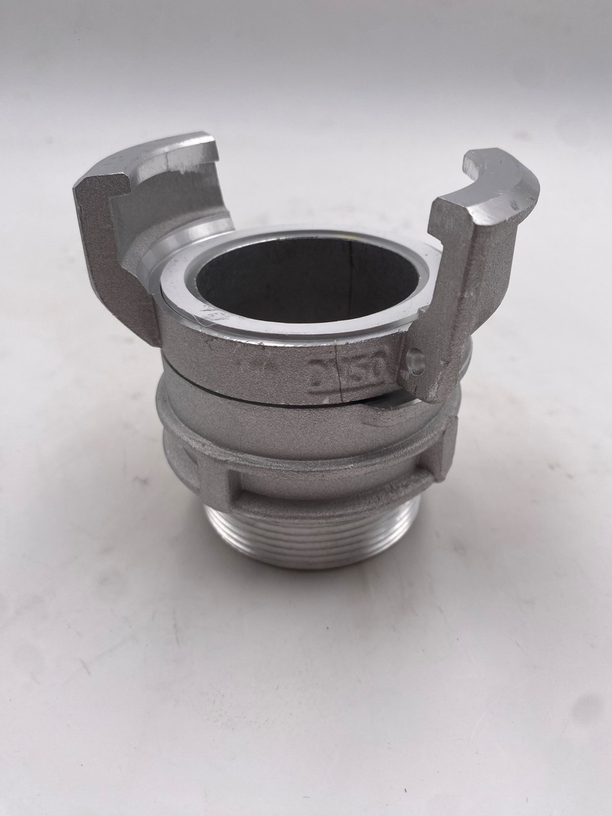 Guill DN 65 filet mâle 2''1/2 + verrou