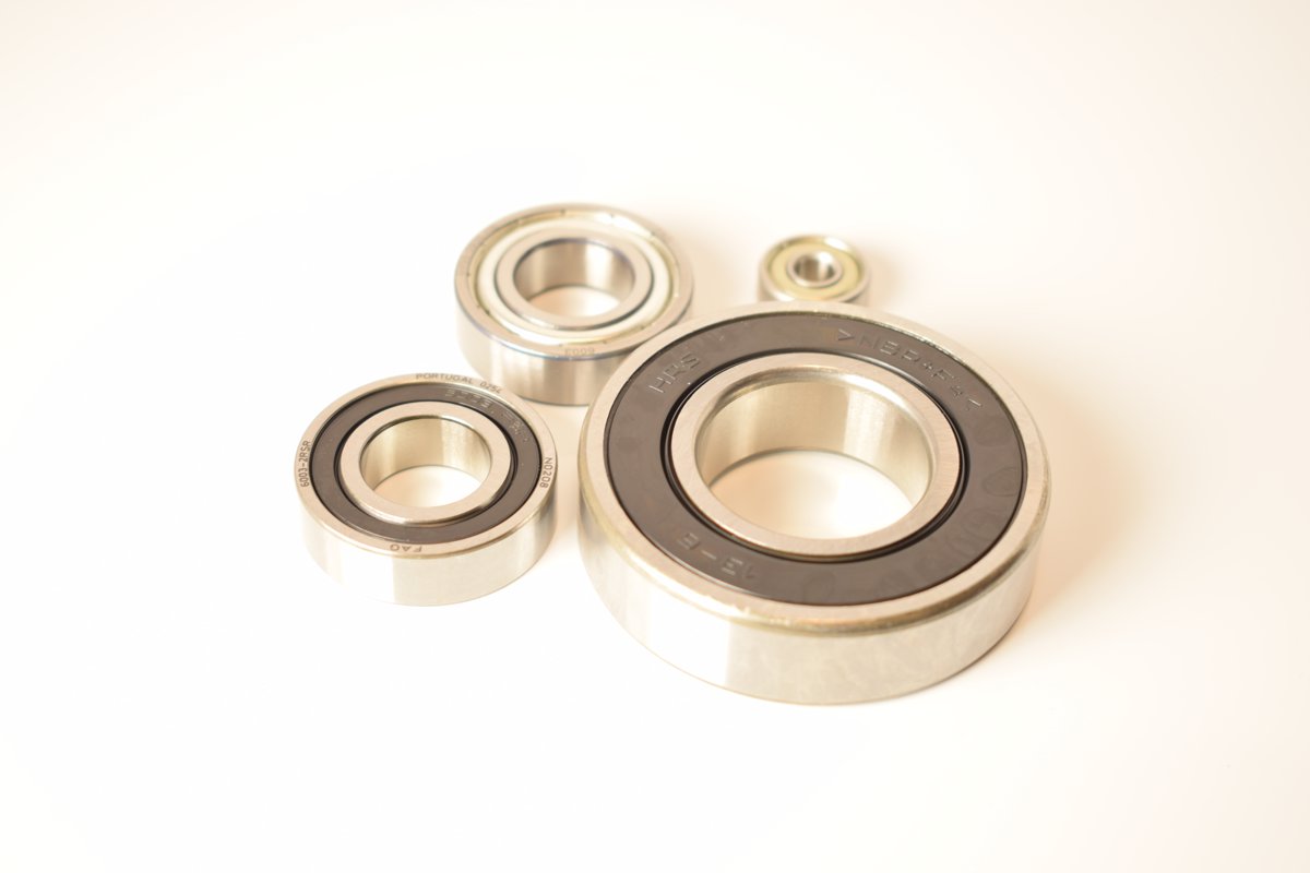 Roulement rigide à billes 625 ZZ