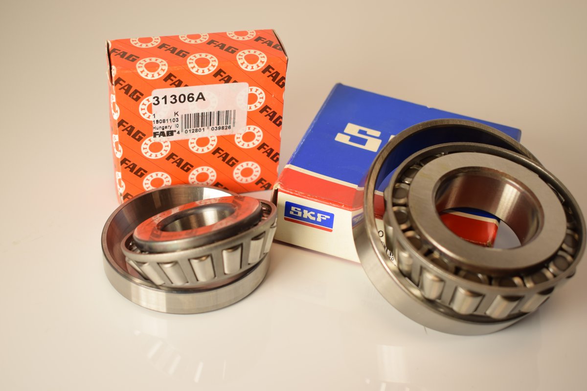 Roulement rouleaux coniques 32005