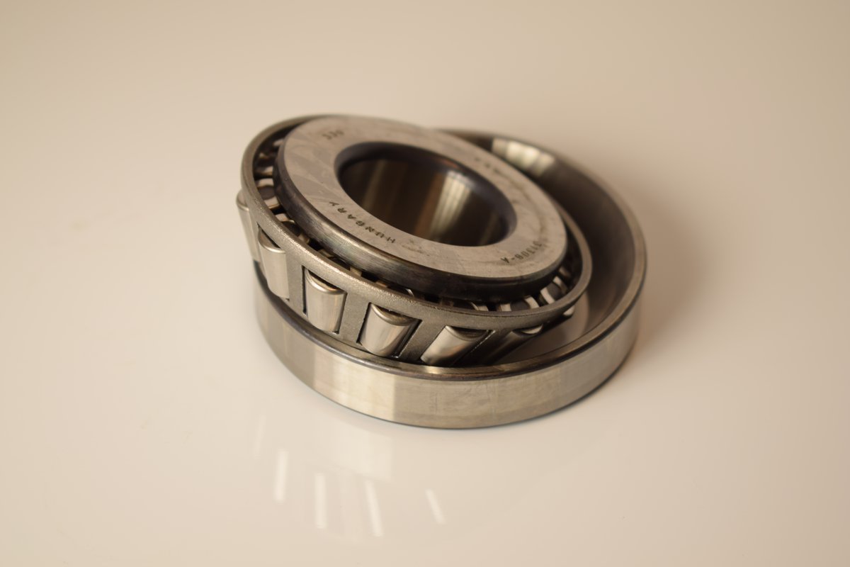 Roulement rouleaux coniques 32005